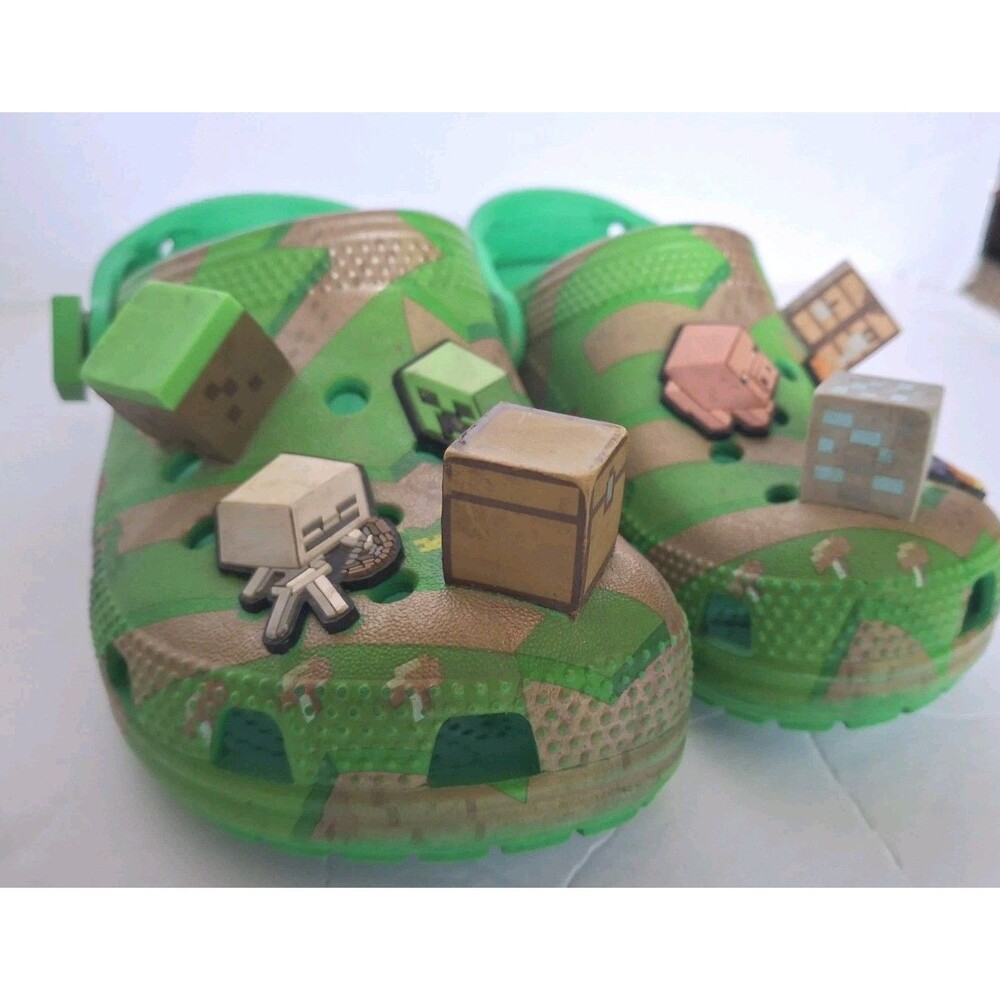 Minecraft Kids' Crocs Size Kids C12 Slides LIMITED EDITION Activewear Non-slip - Picture 5 of 14